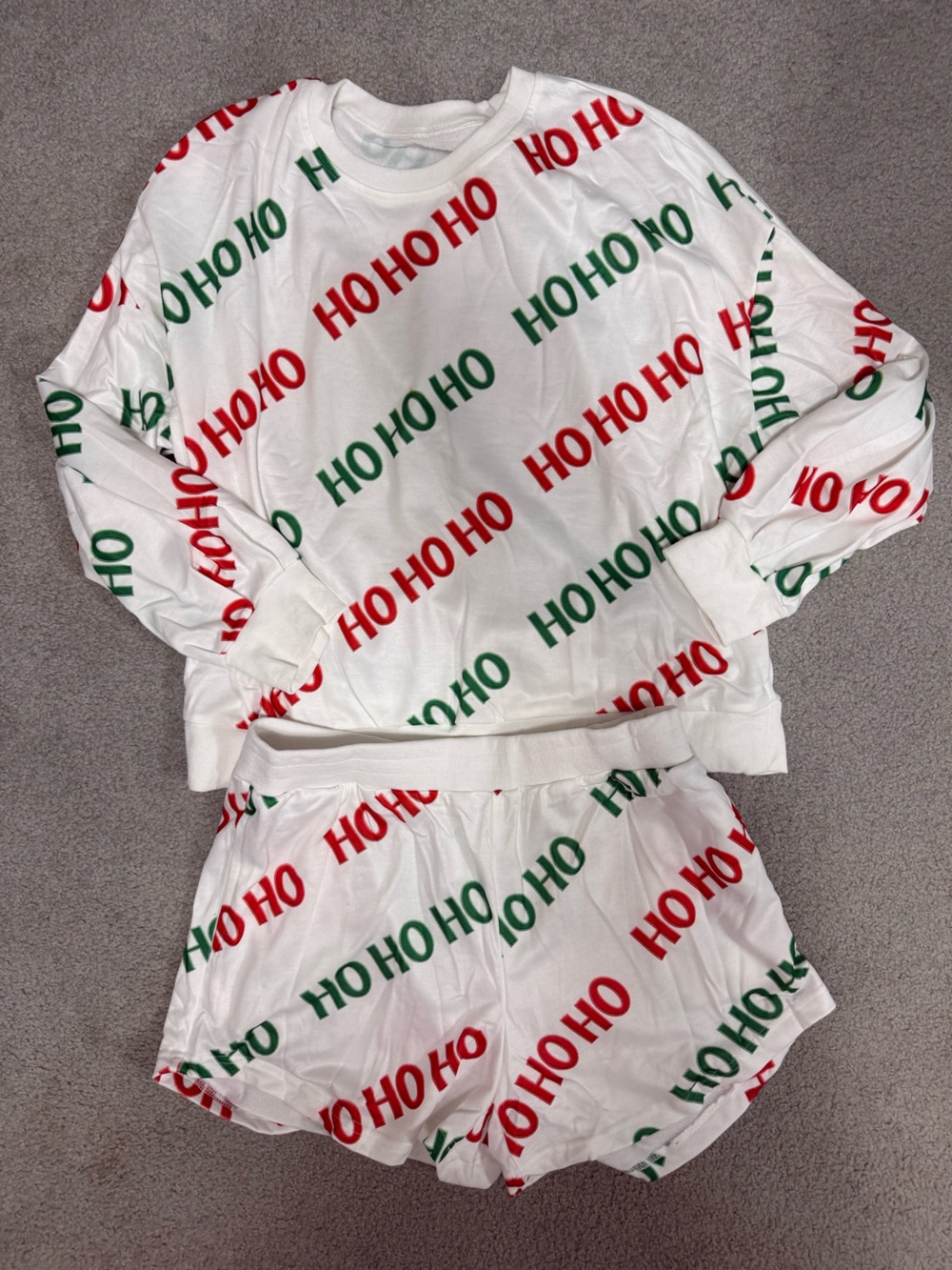 NWT White 'HO HO' Holiday Pajama Set - Red & Green XL